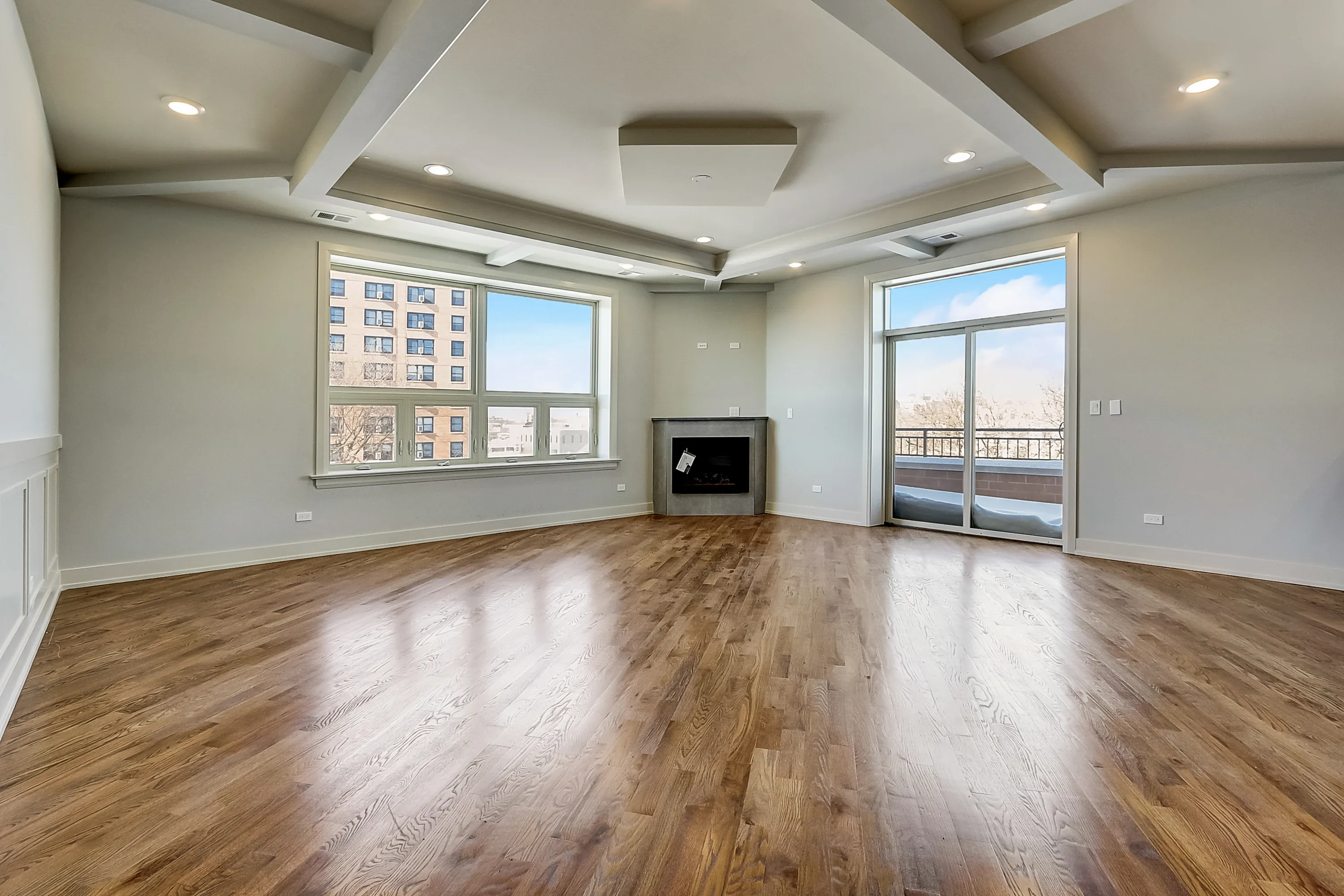 6349 Woodlawn Apartments for Rent Chicago Domu